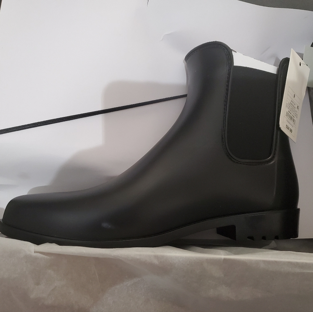 Chelsea boots